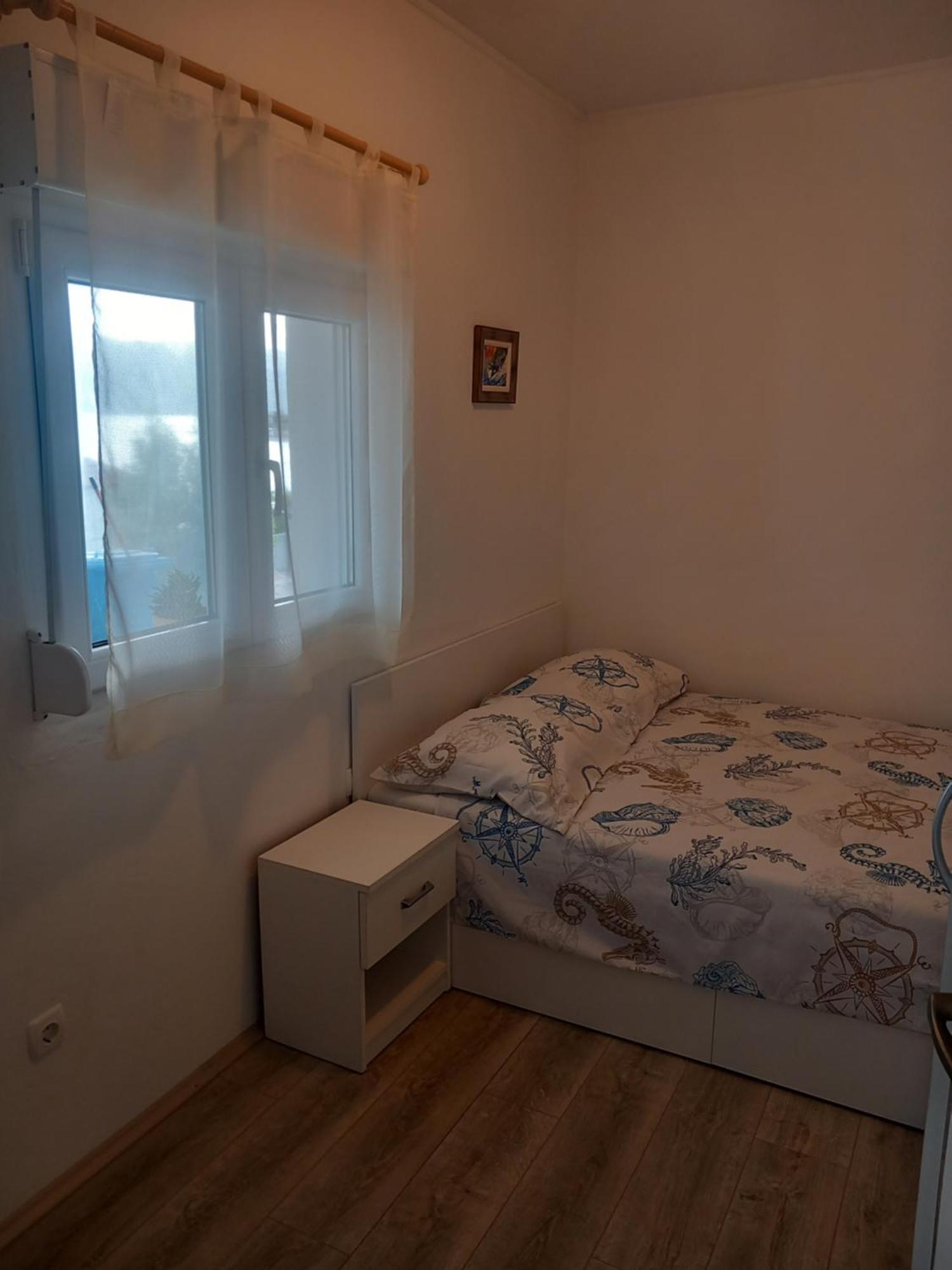 Apartman Iva Kuciste Oda fotoğraf