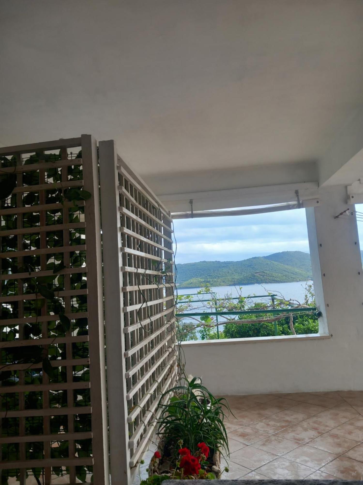 Apartman Iva Kuciste Oda fotoğraf