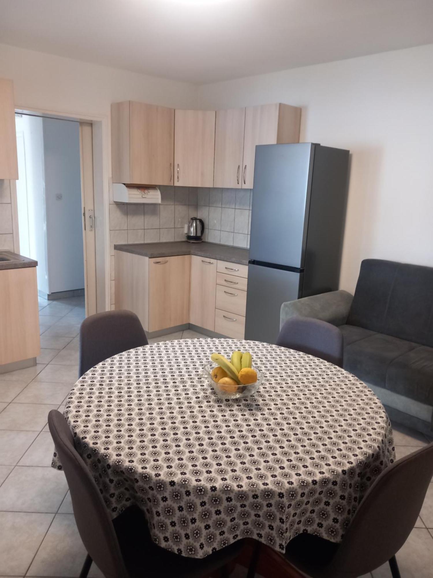 Apartman Iva Kuciste Oda fotoğraf